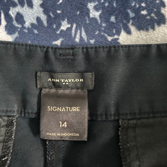 Ann Taylor Shorts - Picture 9 of 9